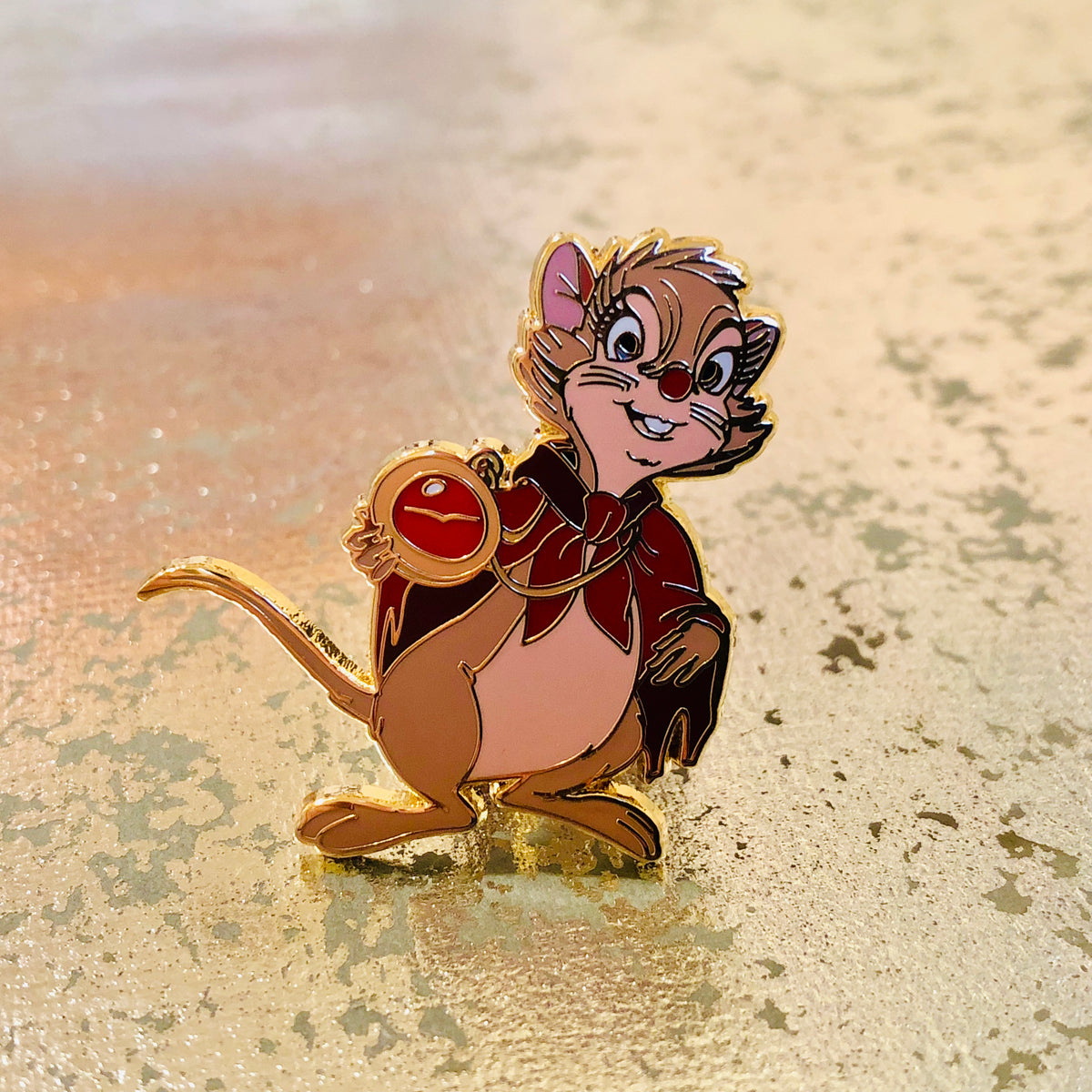 Mrs. Brisby - Limited Edition Pin – S & M Pins